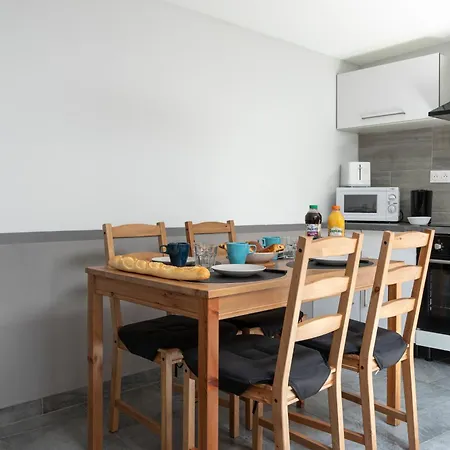 L'escapade Mirabeau - Confort A 4 & Animaux Ok Tatil Evi *