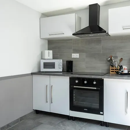 L'escapade Mirabeau - Confort A 4 & Animaux Ok エナン・ボーモン